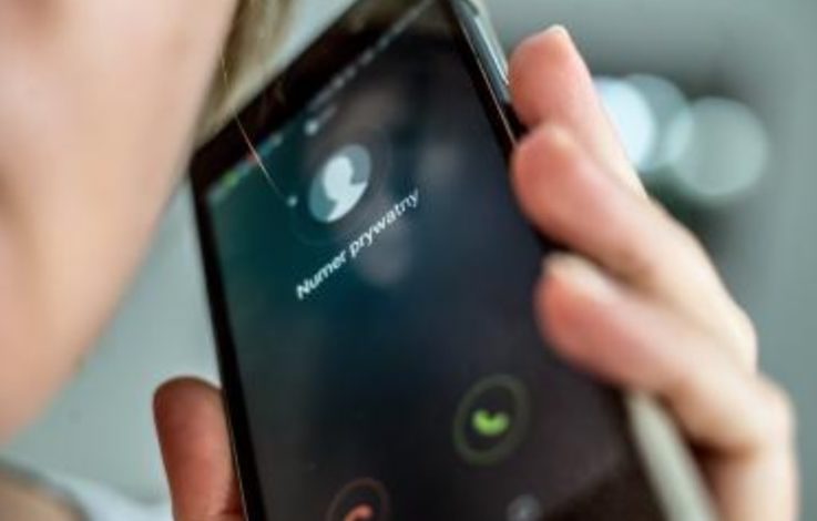  Bezpieczna Przystań: Nowe Telefony Zaufania dla Dorosłych w Kryzysie