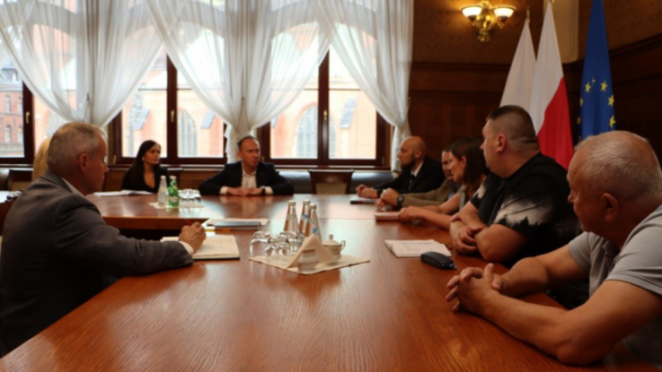  Legnica: Prezydent spotkał się z działaczami sportowymi legnickich klubów
