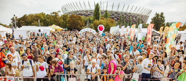  Jedno jabłko dziennie. Do jedzenia jabłek zachęcają polscy sadownicy